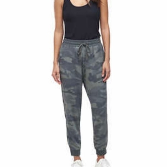 Splendid Boardwalk Green Camo Camouflage Joggers Size Small - Picture 6 of 16